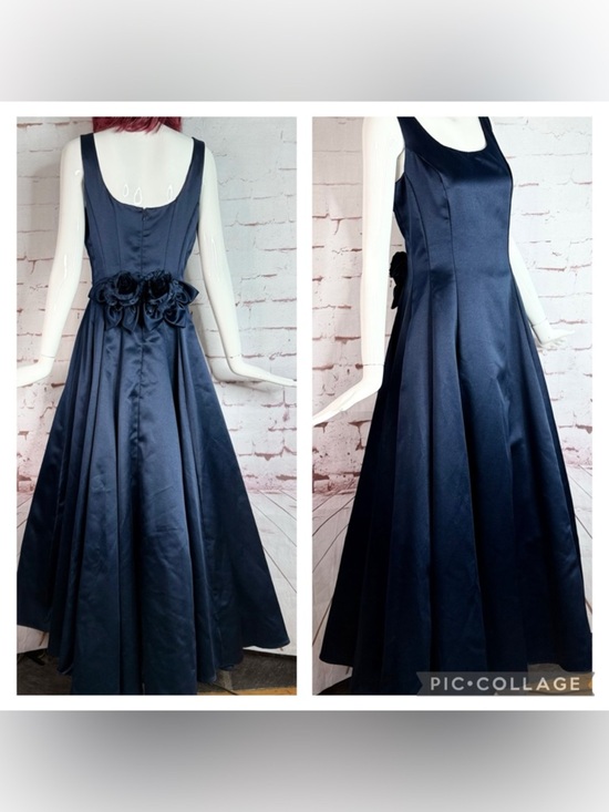 JESSICA McCLINTOCK Dresses & Skirts - JESSICA McCLINTOCK Navy Satin Floor Length Prom Dress Size 10 Satin Rose Formal
